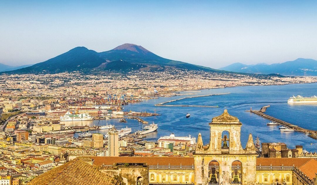 Visita Napoli e le sue bellezze | Guida Completa 2024